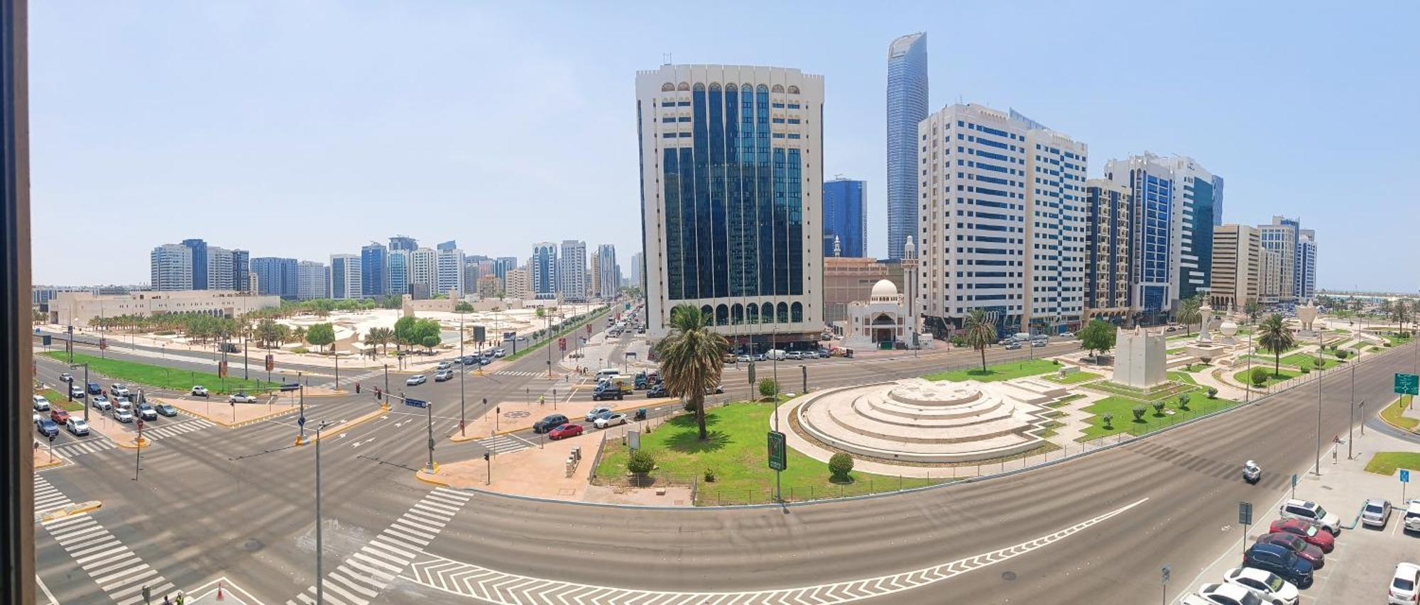 Single Room Near "World Trade Centre&Beach" Abudhabi أبو ظبي المظهر الخارجي الصورة